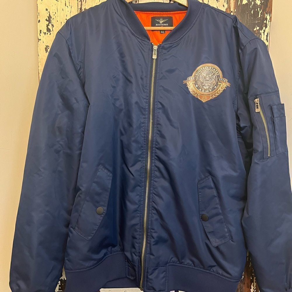 Men’s Asstseries Bomber Flight Jacket U.S. Army Veteran nylon jacket.